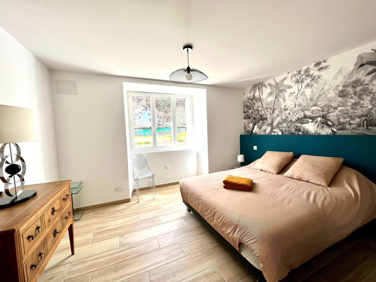 Refuge De Luxe Pour Les Amoureux De La Montagne Pouzac Luaran gambar