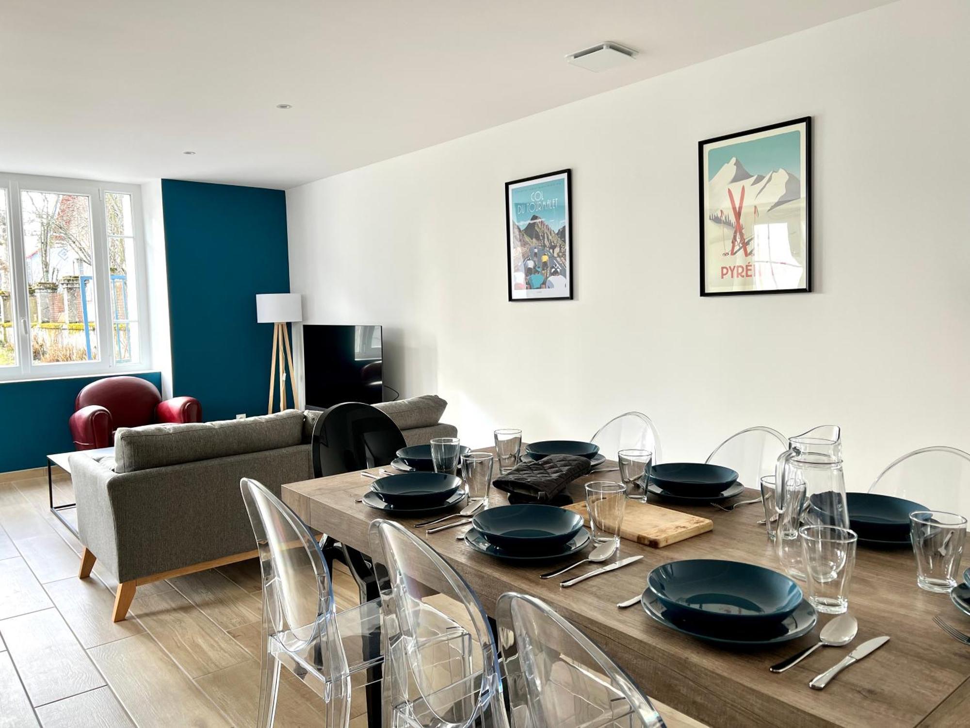 Refuge De Luxe Pour Les Amoureux De La Montagne Pouzac Luaran gambar