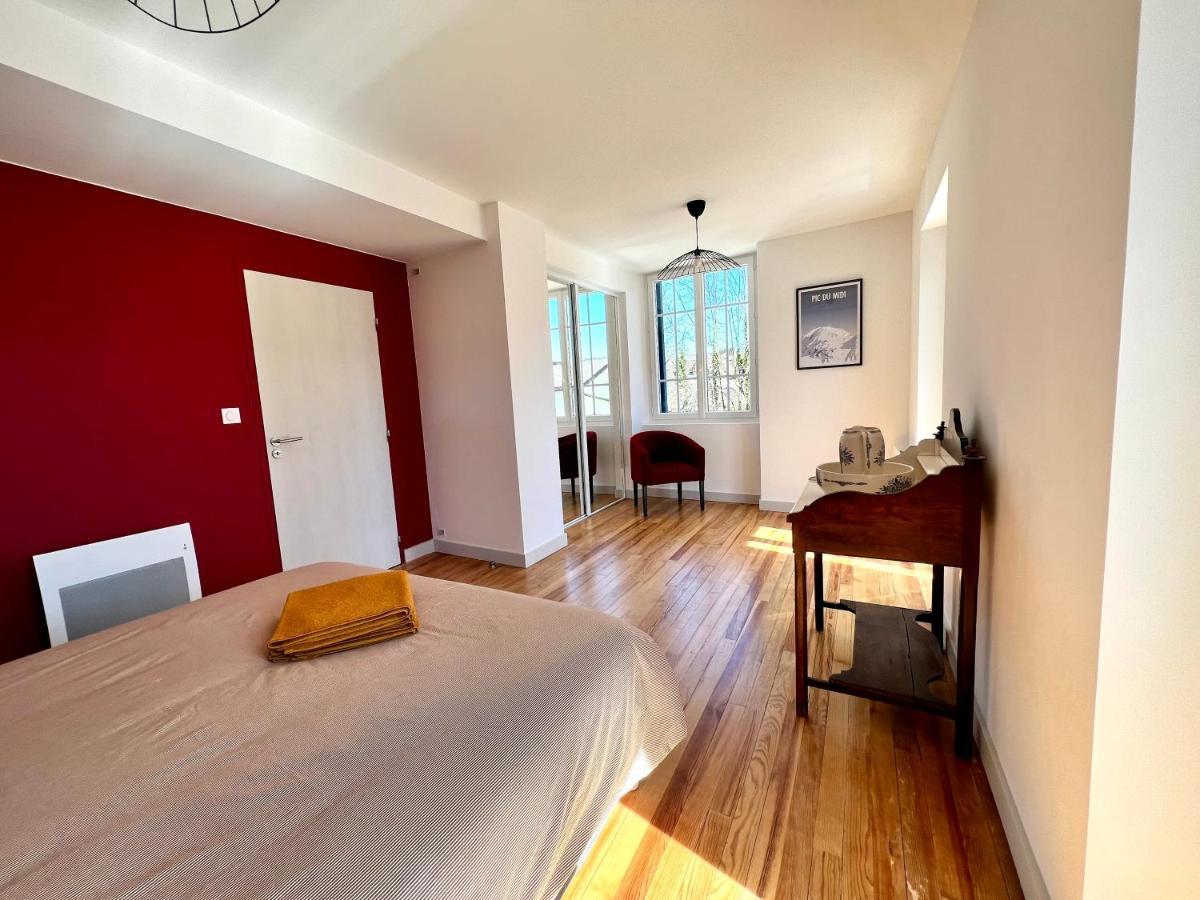 Refuge De Luxe Pour Les Amoureux De La Montagne Pouzac Luaran gambar
