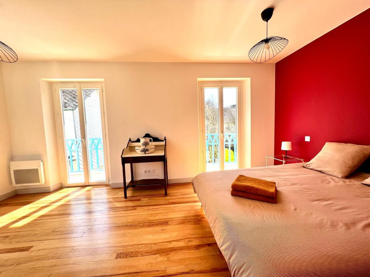 Refuge De Luxe Pour Les Amoureux De La Montagne Pouzac Luaran gambar